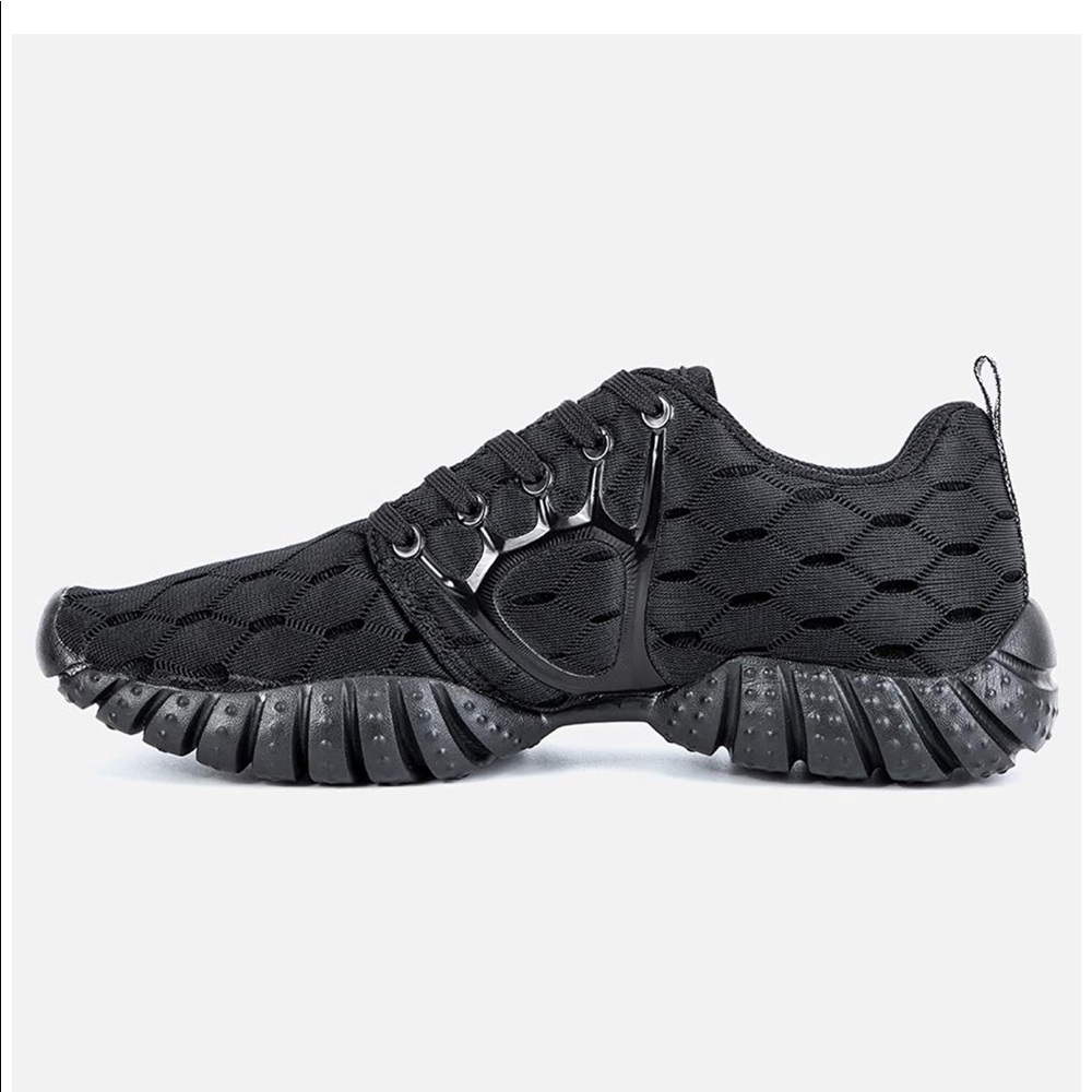 Aleader shoes…Brand new in a box. Never been worn.